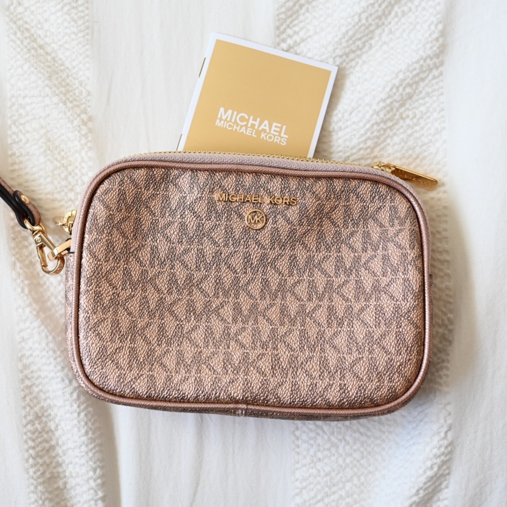 Michael Kors Wristlet
